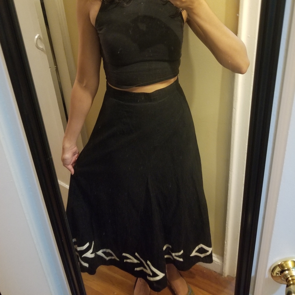 Black long skirt